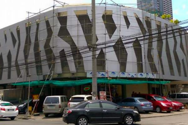Villa Building Makati